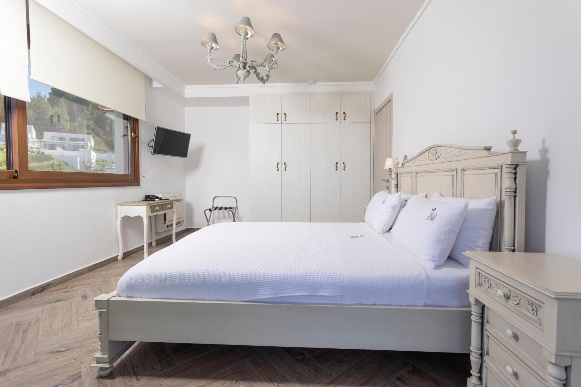Villa D'Oro - Luxury Villas & Suites Παλιούρι Δωμάτιο φωτογραφία